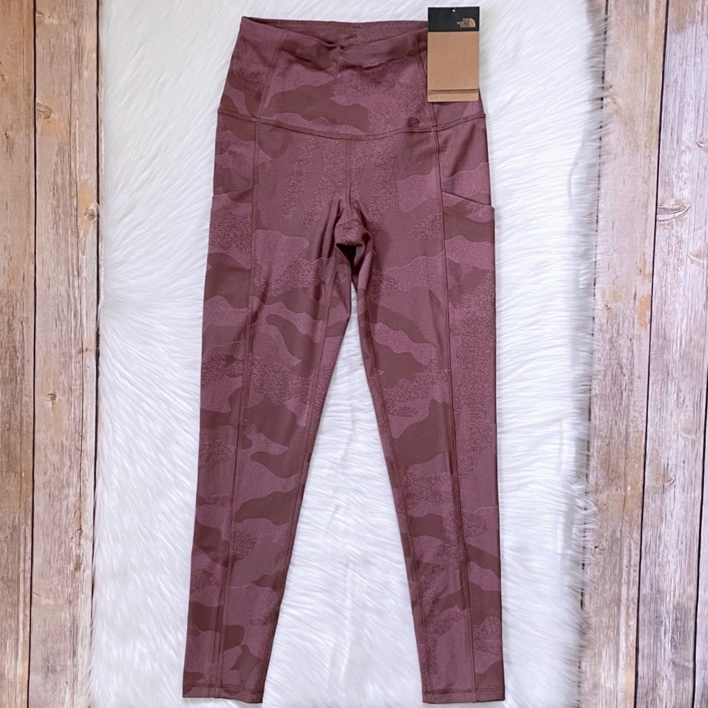 The North Face Women’s Luxe Motivation Leggings